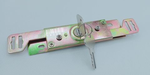 04-Center Lock
